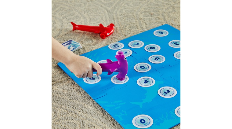 Rekin Młot poluje na liczby